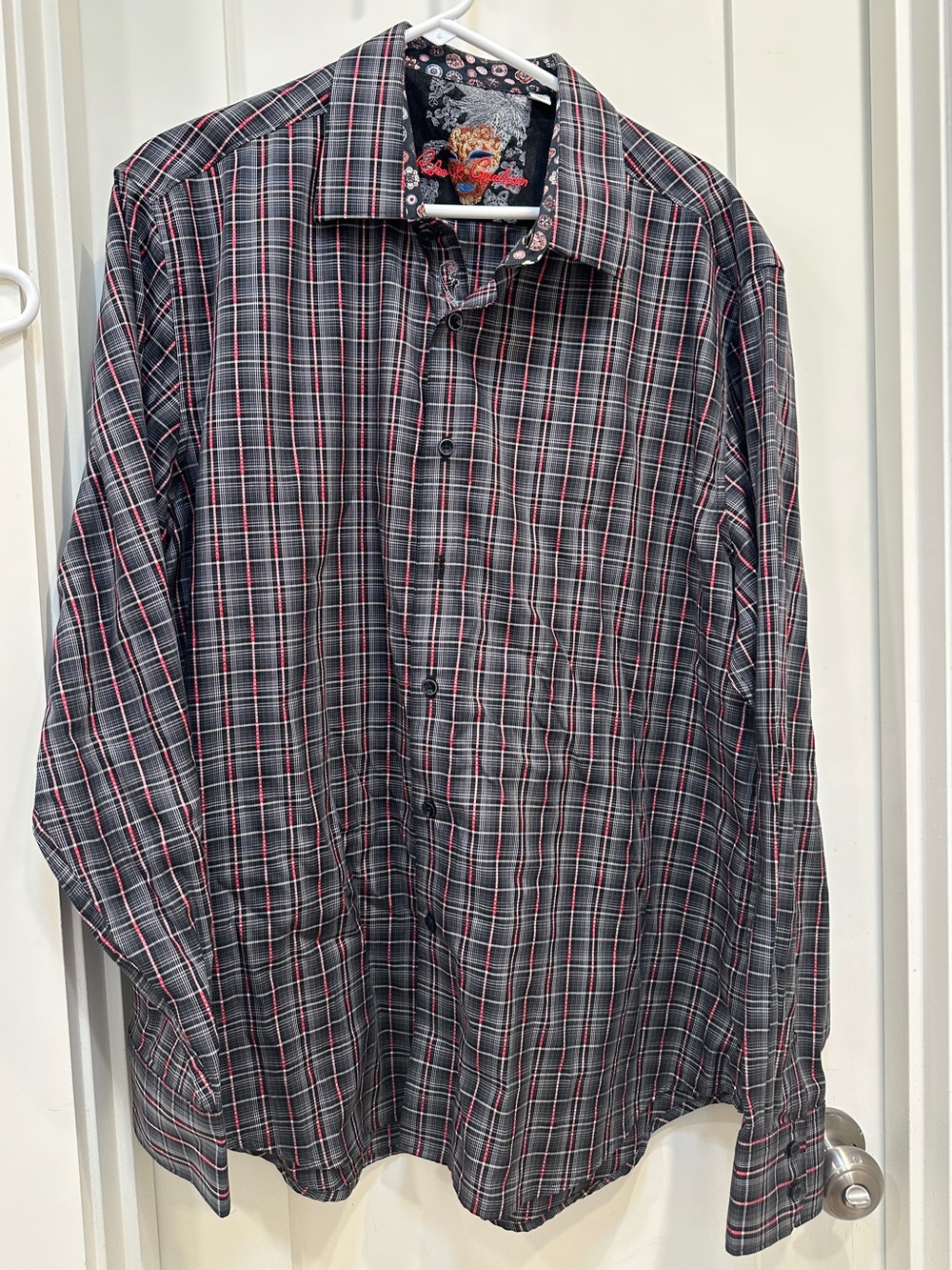 Robert Graham Men's Plaid Button-Up Shirt in Black and Red - Classic Casual